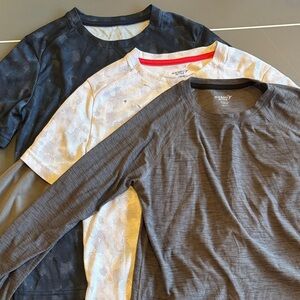 Bundle Old Navy Long Sleeve Active T- shirts